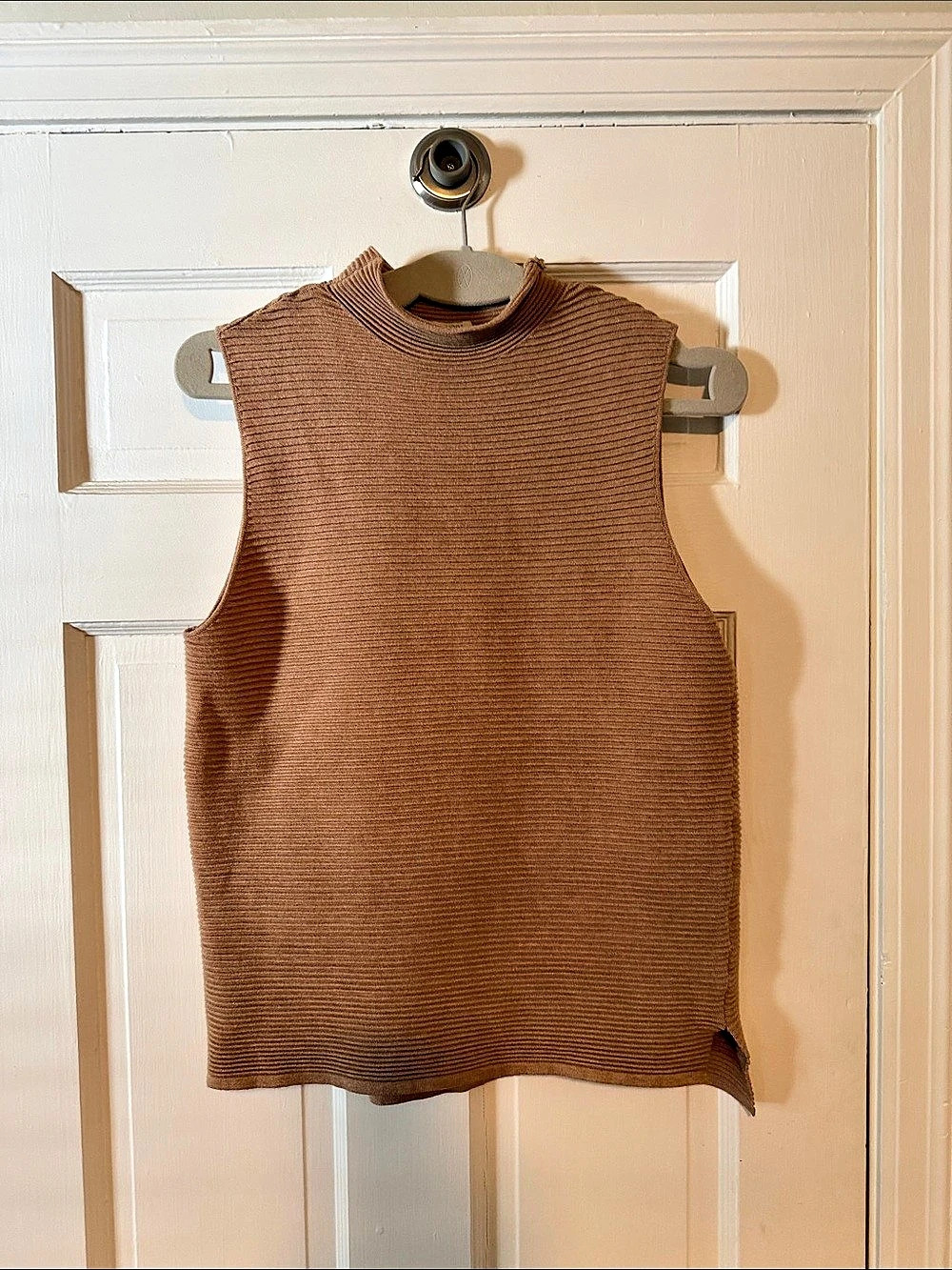 project Ribbed Sleeveless Top in Brown Size Medium Like New